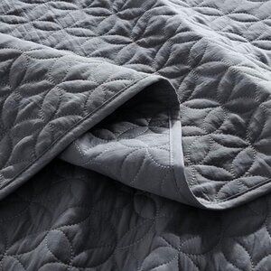 Classic Grey Microfiber Coverlet Quilt Blanket King Costco brand
